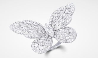 格拉芙蝴蝶钻石戒指选用珠宝设计中最具代表性的蝴蝶为主题元素,以